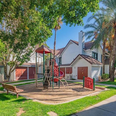 Metro Phx Studio Queen Sleeps 4 Heated Pool Фінікс Екстер'єр фото