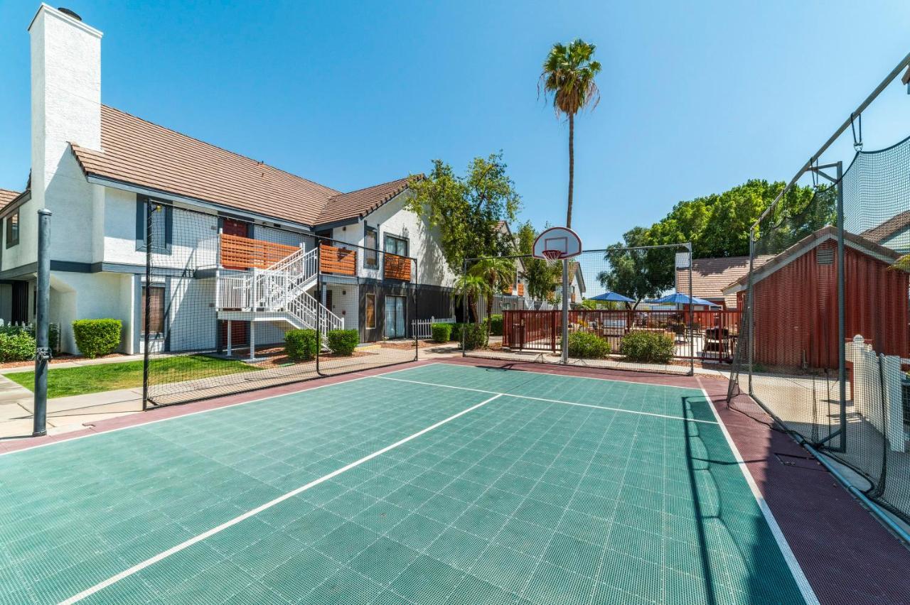 Metro Phx Studio Queen Sleeps 4 Heated Pool Фінікс Екстер'єр фото