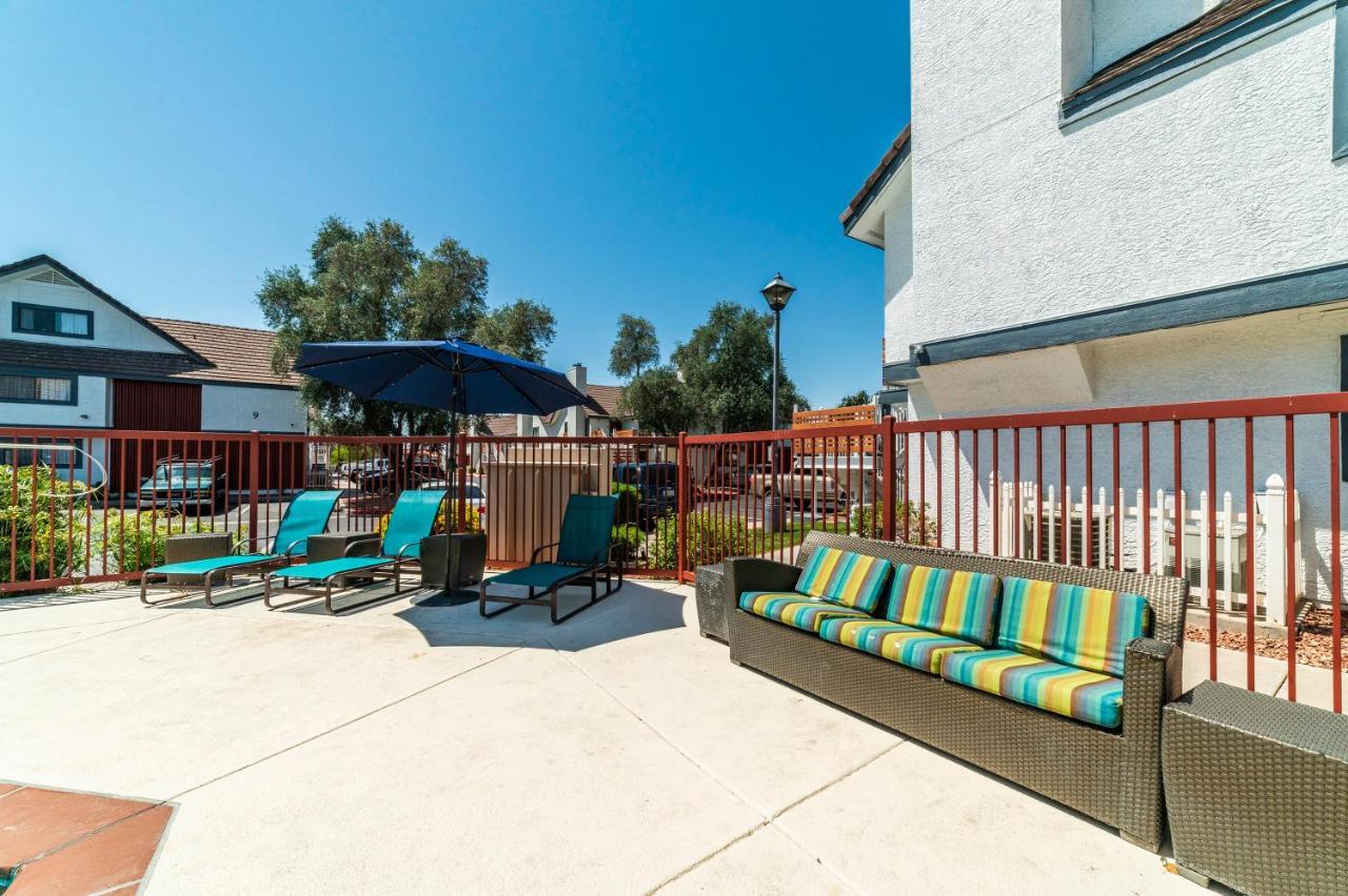 Metro Phx Studio Queen Sleeps 4 Heated Pool Фінікс Екстер'єр фото